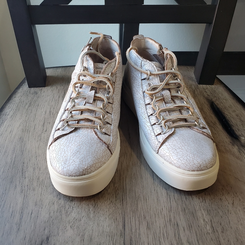 Blackstone Hazel White Genuine Leather Hightops Size 38 or 7.5-8